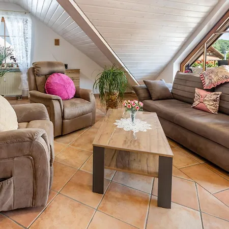 アパート Eva ジンゲン